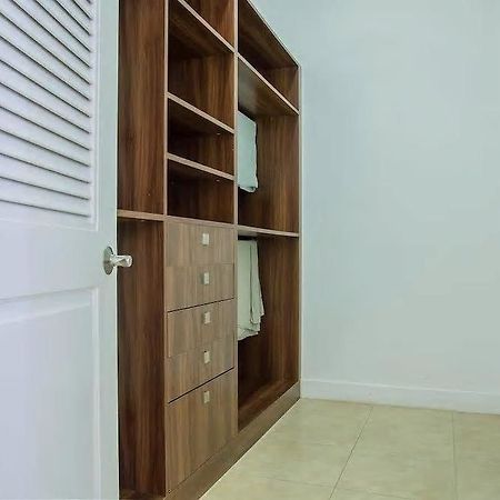 New Kingston Guest Apt At Sonoma Estate Luaran gambar