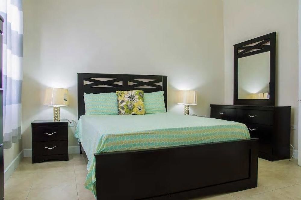 New Kingston Guest Apt At Sonoma Estate Luaran gambar