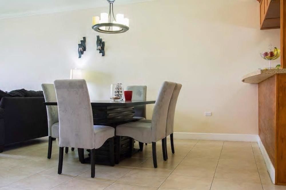 New Kingston Guest Apt At Sonoma Estate Luaran gambar