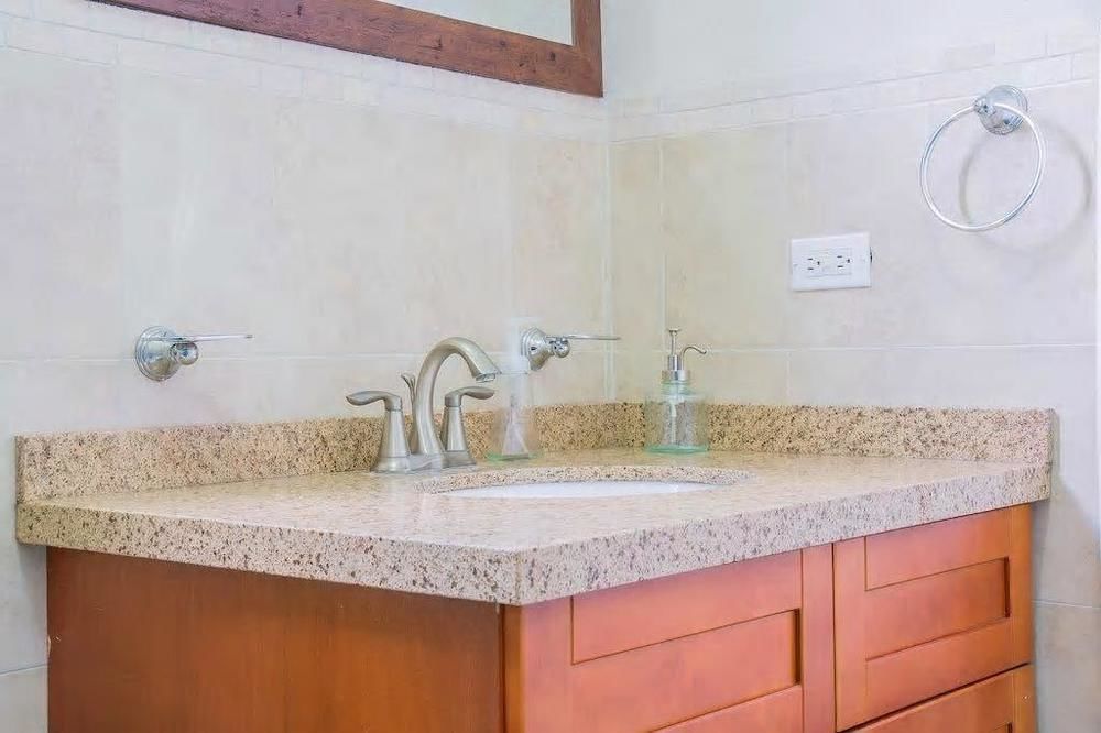 New Kingston Guest Apt At Sonoma Estate Luaran gambar