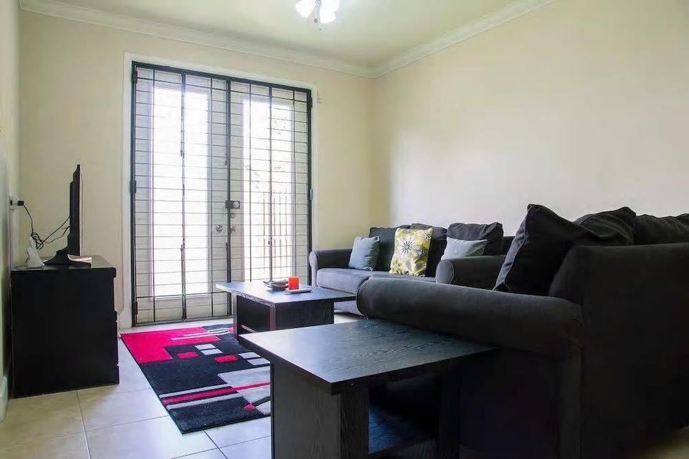 New Kingston Guest Apt At Sonoma Estate Luaran gambar